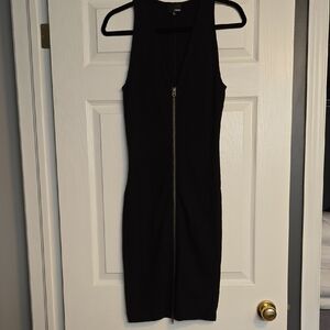 Wilfred Black Midi Dress with Front Zipper